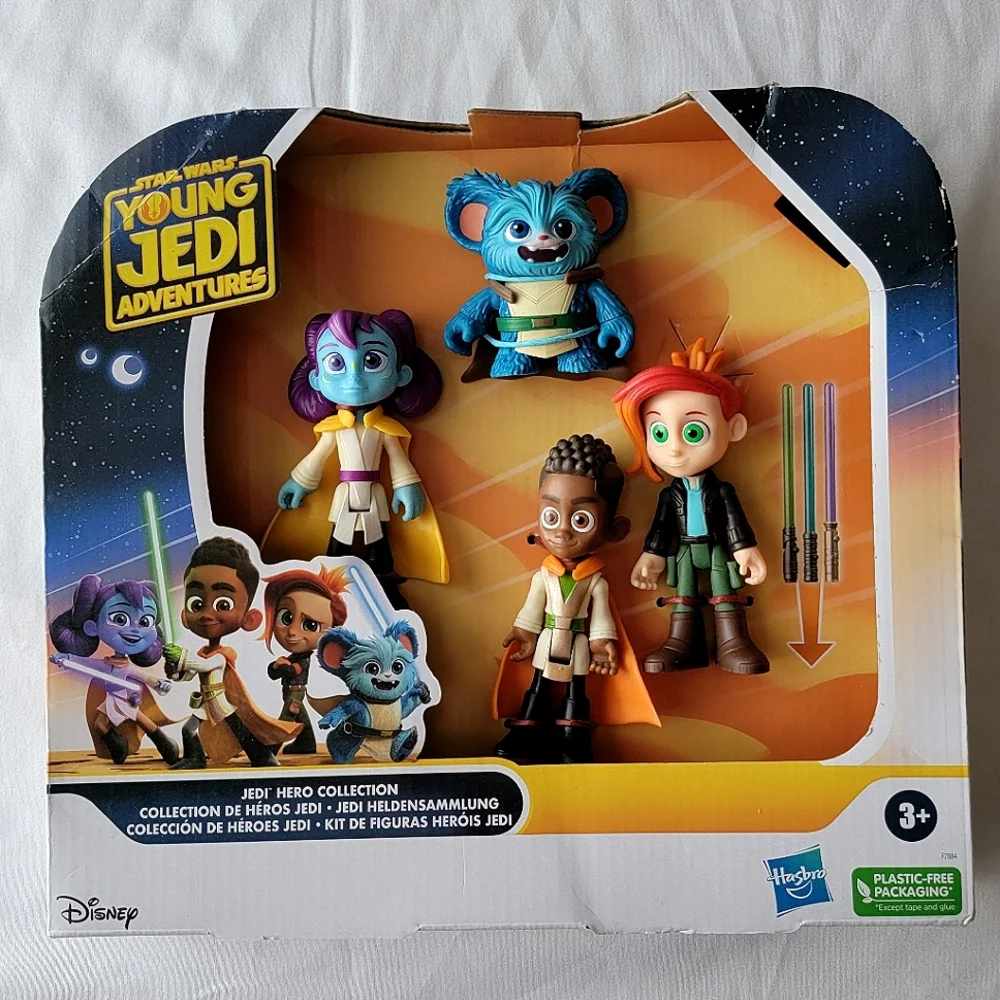 Star Wars Young Jedi Adventures Hero Collection 4 Figures 6 Accessories Toy Set